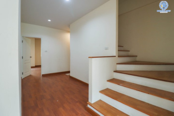 *****ทาวน์เฮ้าส์มือสอง 3 ชั้น ม.อินฟินิตี้ บ้านกล้วย-ไทรน้อย บนเนื้อที่กว้างถึง 21.3 ตร.ว. ฟังก์ชัน 3 ห้องนอน 3 ห้องน้ำ 2 ที่จอดรถ แถมฟรี! เครื่องปรับอากาศ 2 เครื่อง, ปั๊มน้ำและแท้งค์น้ำ 1 ชุด ที่สุดของทำเลคุณภาพ ใกล้เซ็นทรัลเวสต์เกต และรถไฟฟ้าสายสีม่วง "สถานีคลองบางไผ่"